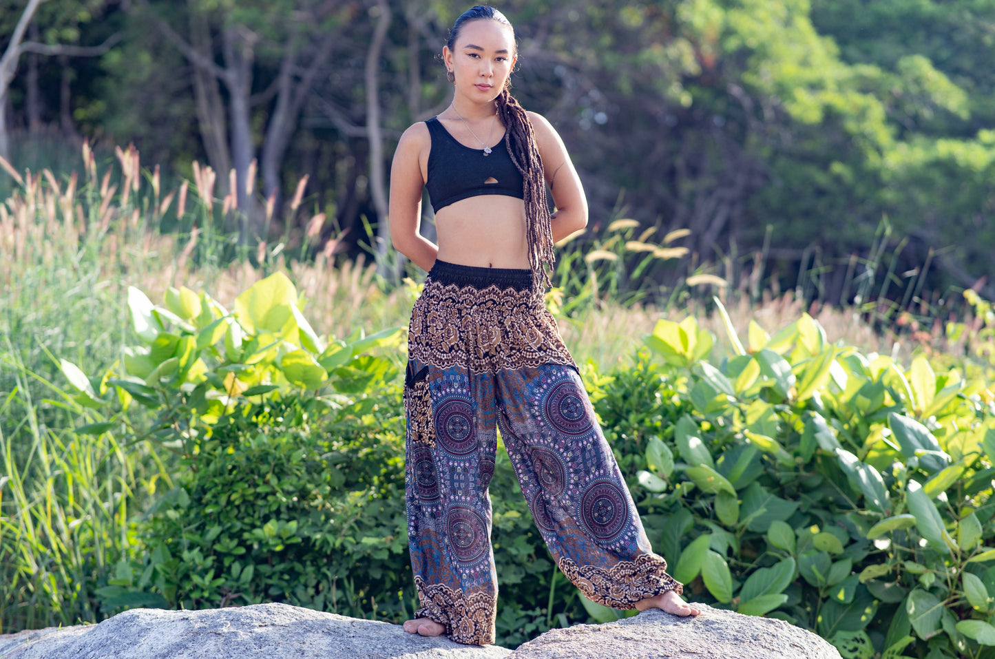 Airy harem pants with a mandala pattern in purple