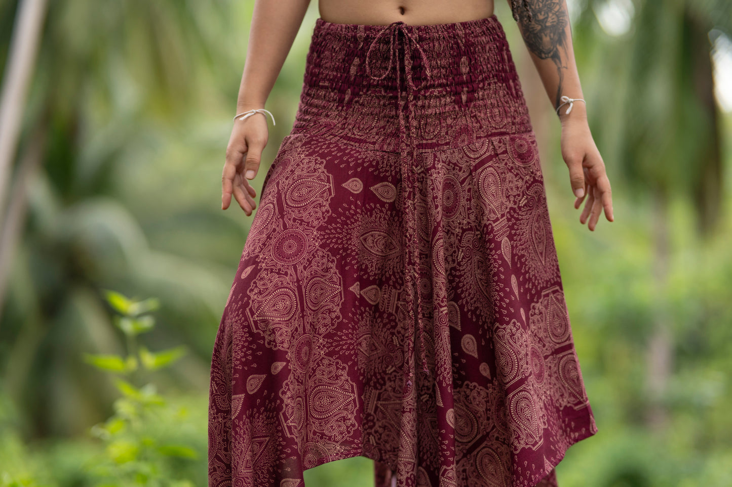 patterned skirt with fringes, summer dress, elf dress, pointed skirt, fringed skirt in red with a filigree pattern