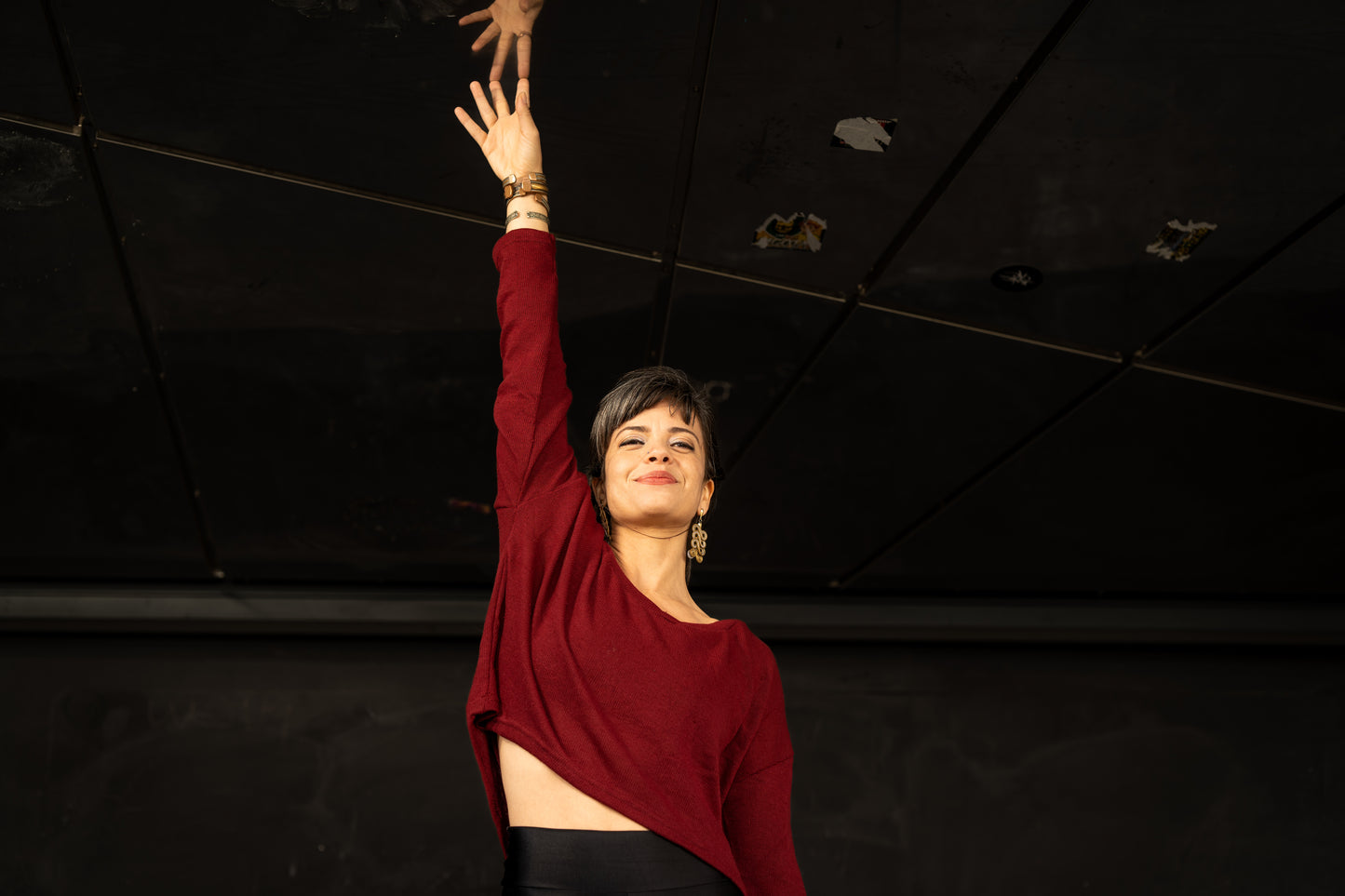 half-length, loose knitted top in blue
