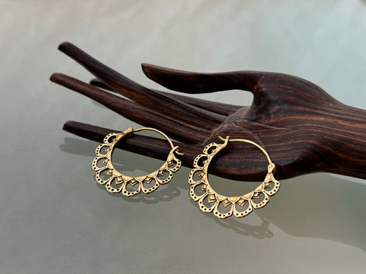 florale Blüten Creolen aus Messing