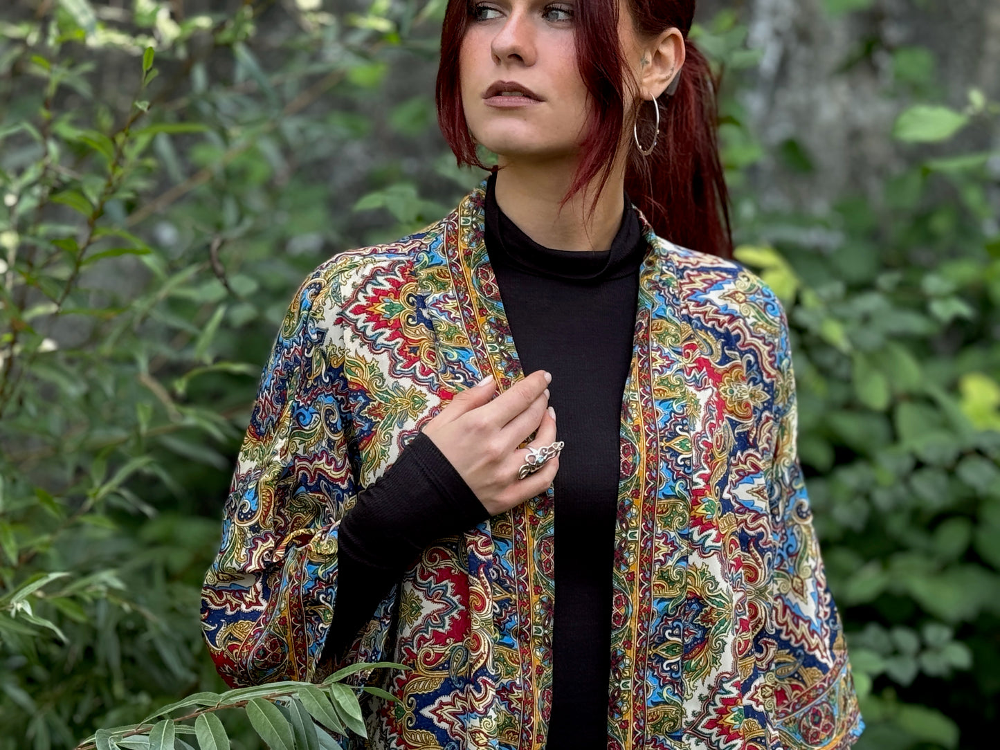 Leichter Boho Kimono mit buntem Paisley-Muster – luftige Kimono-Jacke für Damen rot/ blau/ gelb/ grün