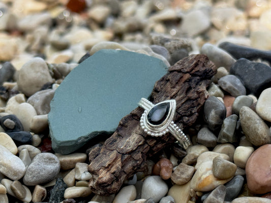 solid ring with spiral and filigree pattern made of 925 silver