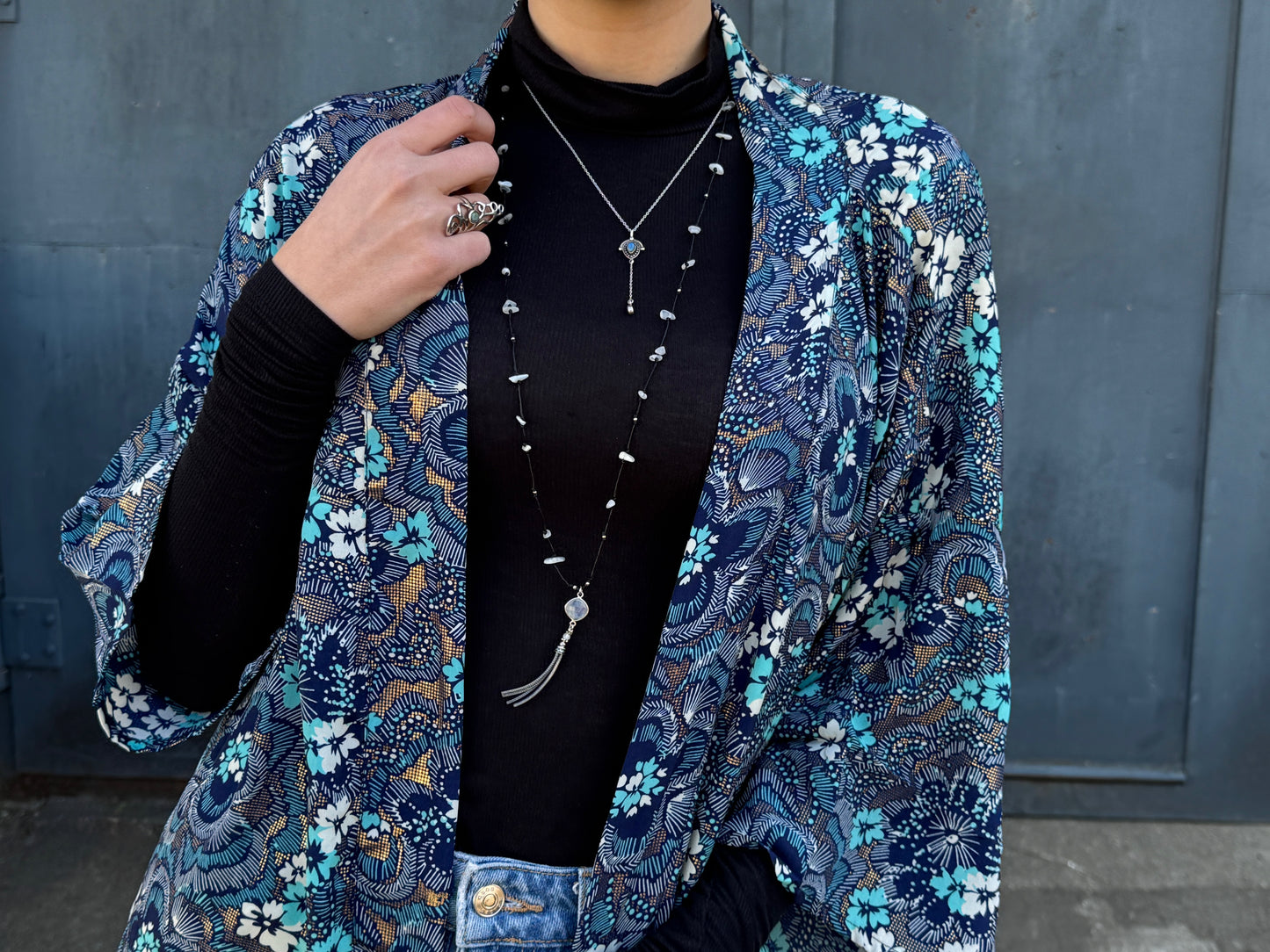 blau floral gemusterter Kimono, Bluse, Überwurf, leichte Jacke