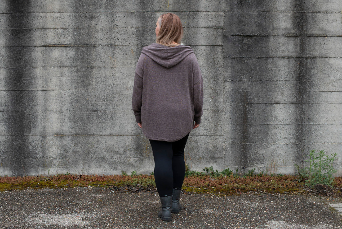PLUS SIZE, long, plain knitted sweater with a large hood and thumbholes in brown