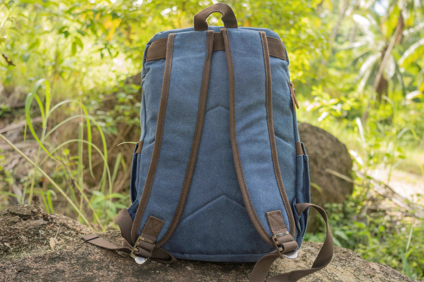 Canvas backpack in blue
