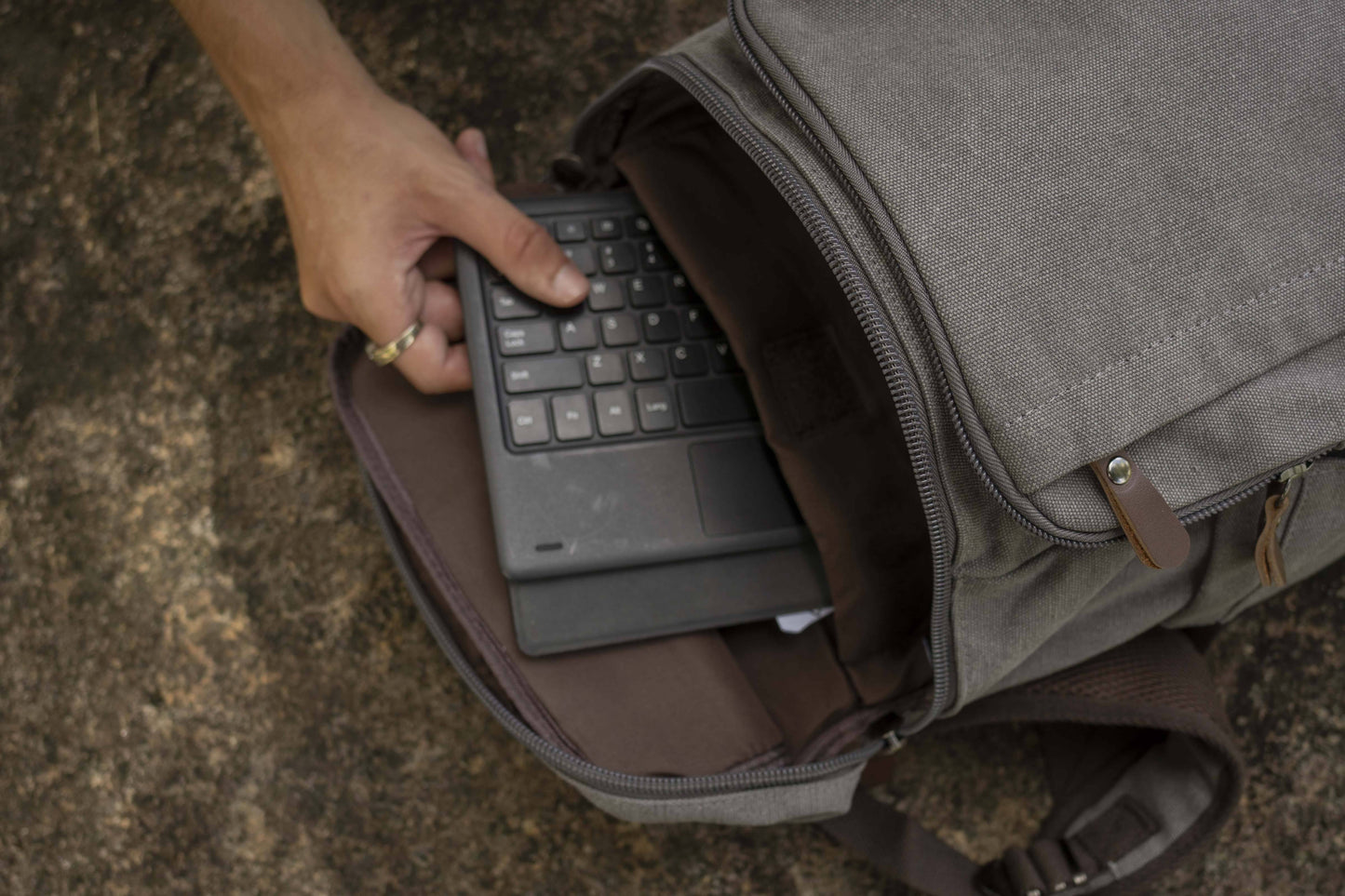 Canvas backpack in gray