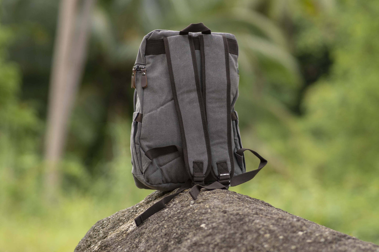 Canvas backpack in gray