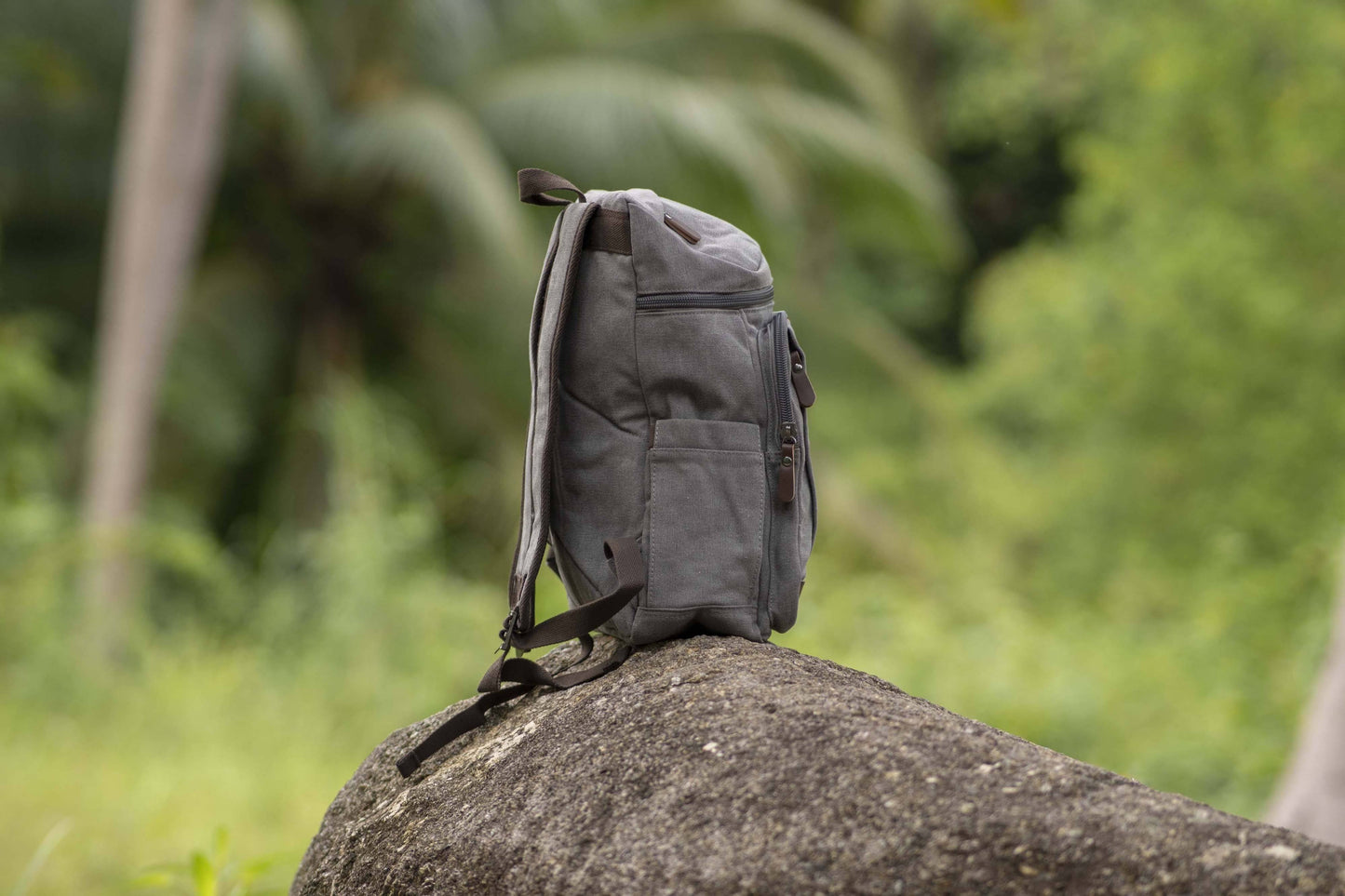 Canvas backpack in gray