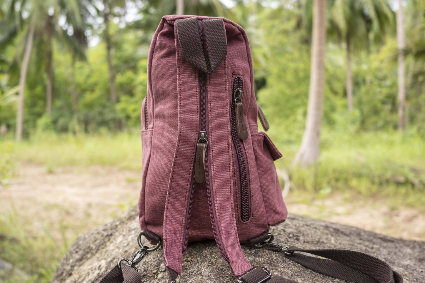 practical canvas shoulder bag with straps in red
