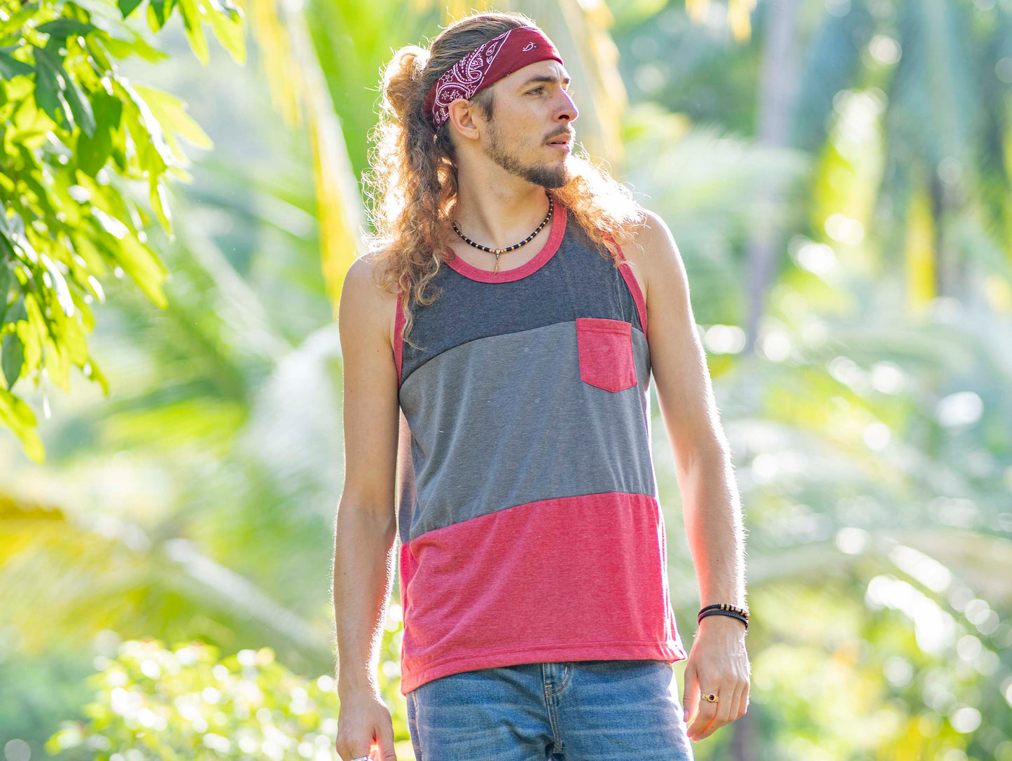 Tri-color tank top with chest pocket for men in red