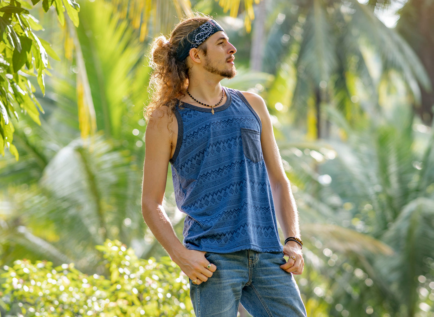 blau gemustertes Tanktop mit Brusttasche für Männer