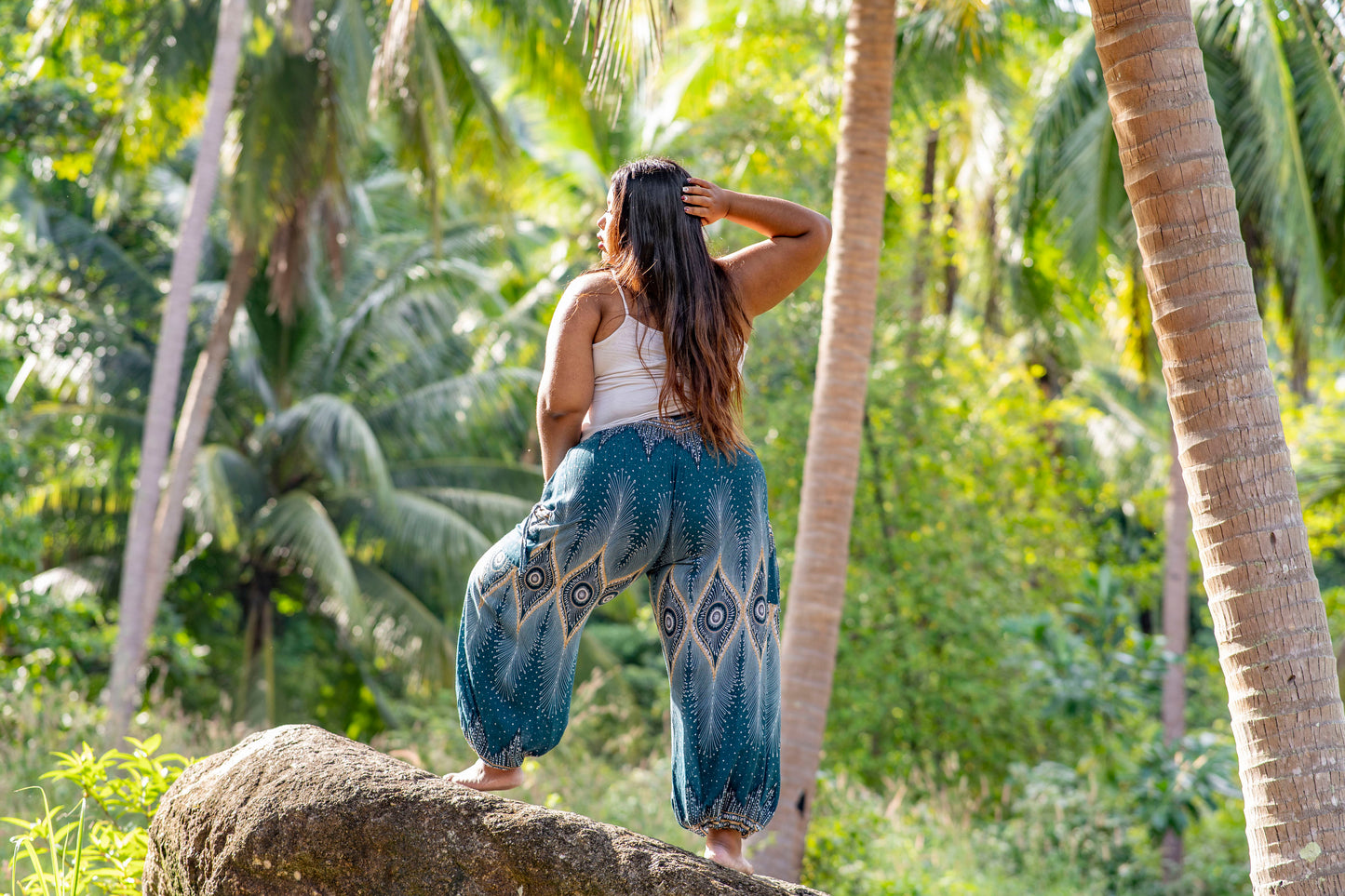 PLUS SIZE harem pants with a peacock pattern in turquoise