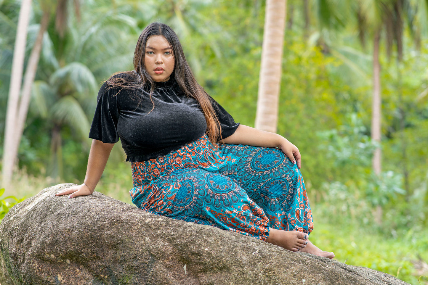 PLUS SIZE patterned harem pants with pockets in turquoise orange