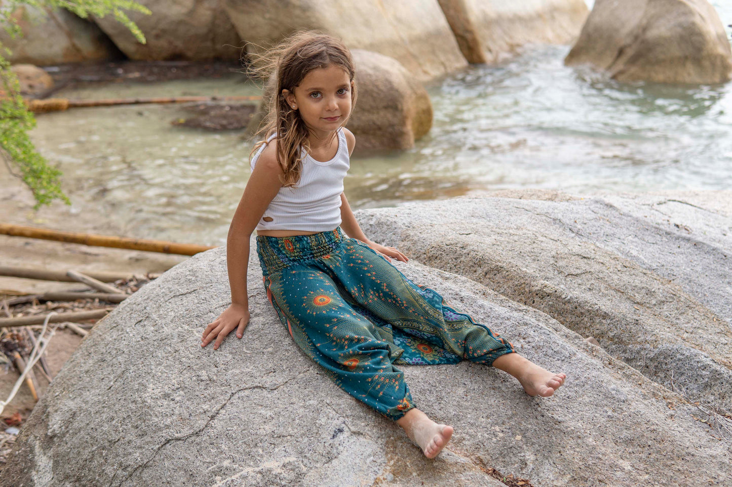 cozy Alibaba pants for children, turquoise