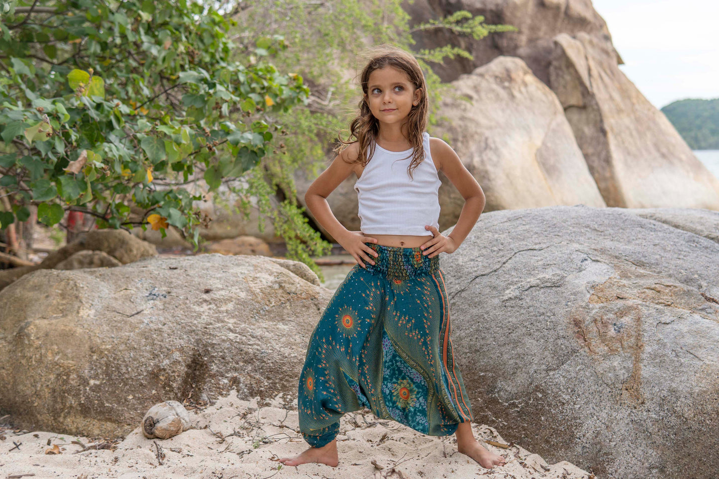 cozy Alibaba pants for children, turquoise
