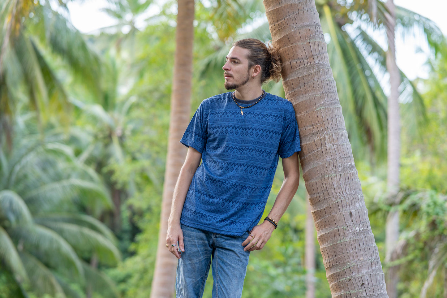 blau gemustertes T-Shirt für Männer
