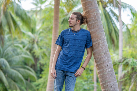 blau gemustertes T-Shirt für Männer