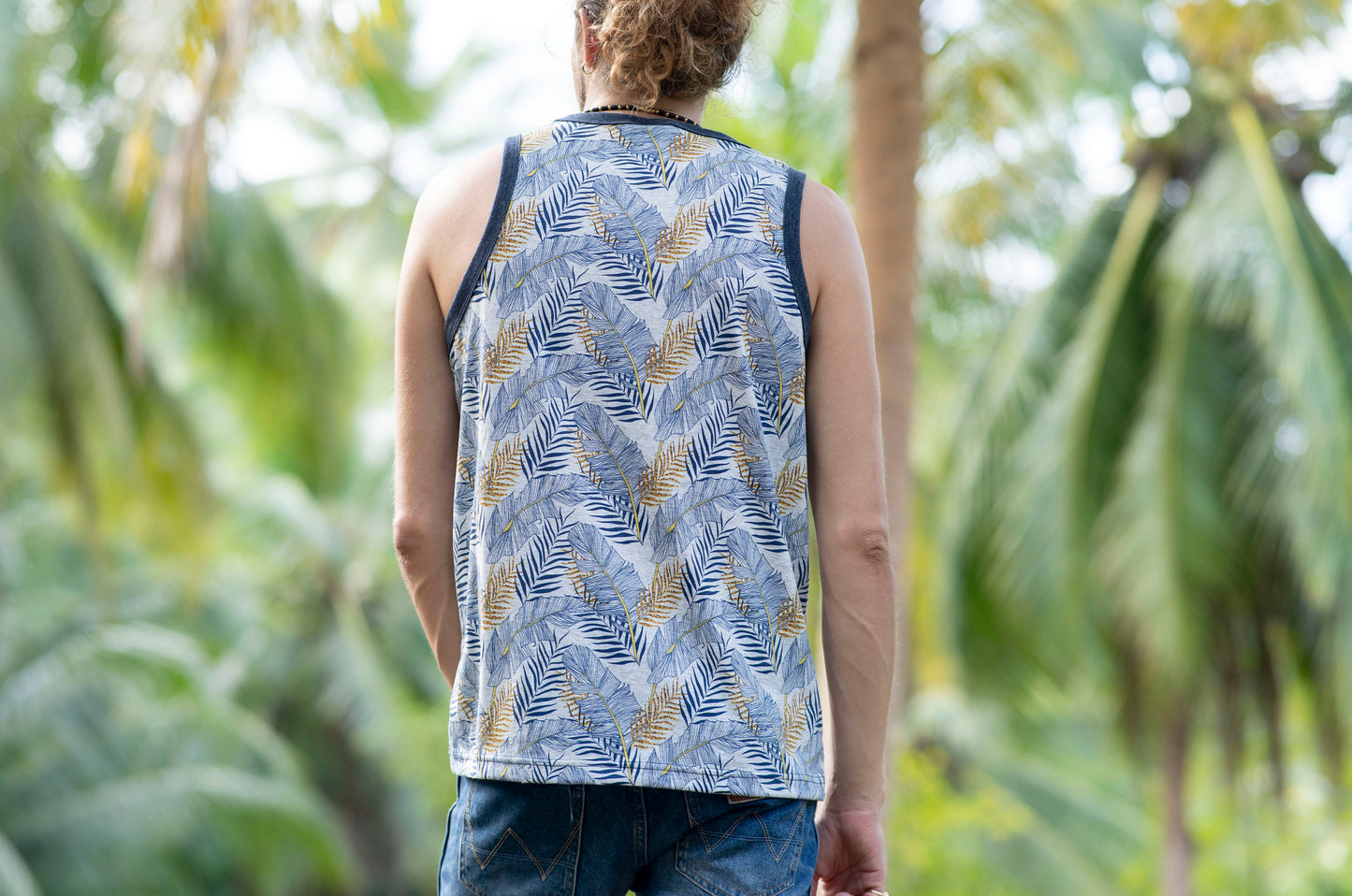 Tanktop für Männer mit Brusttasche mit Palmen