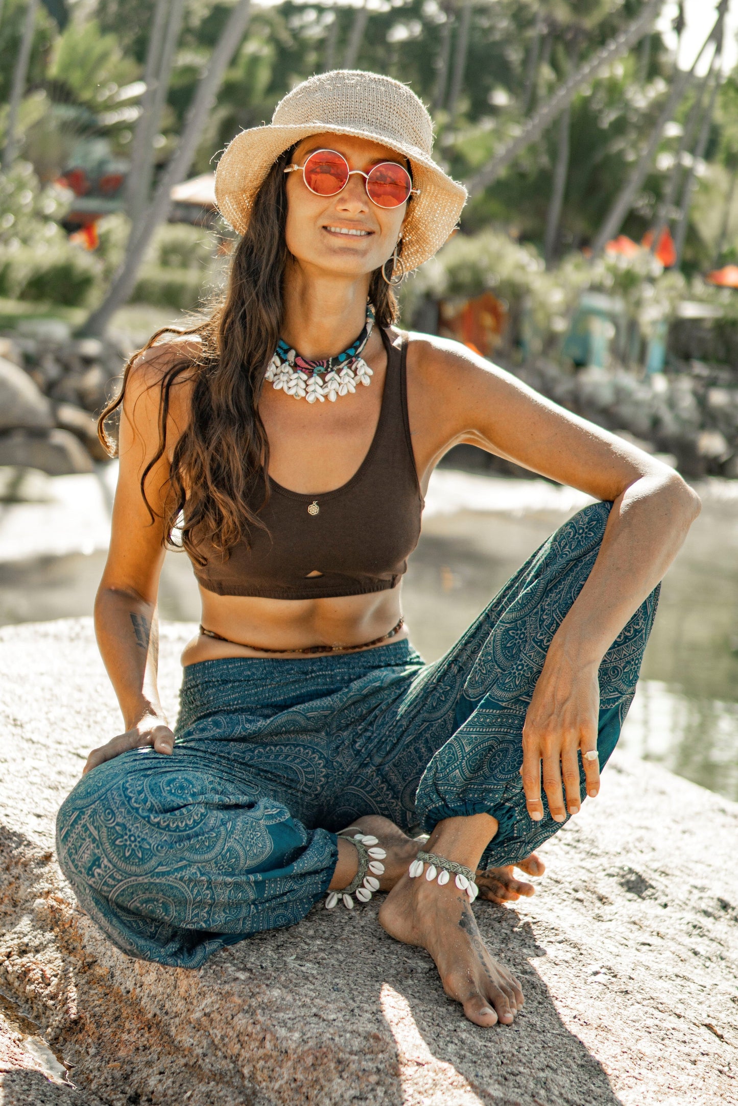 Airy harem pants with a mandala pattern in blue with pockets