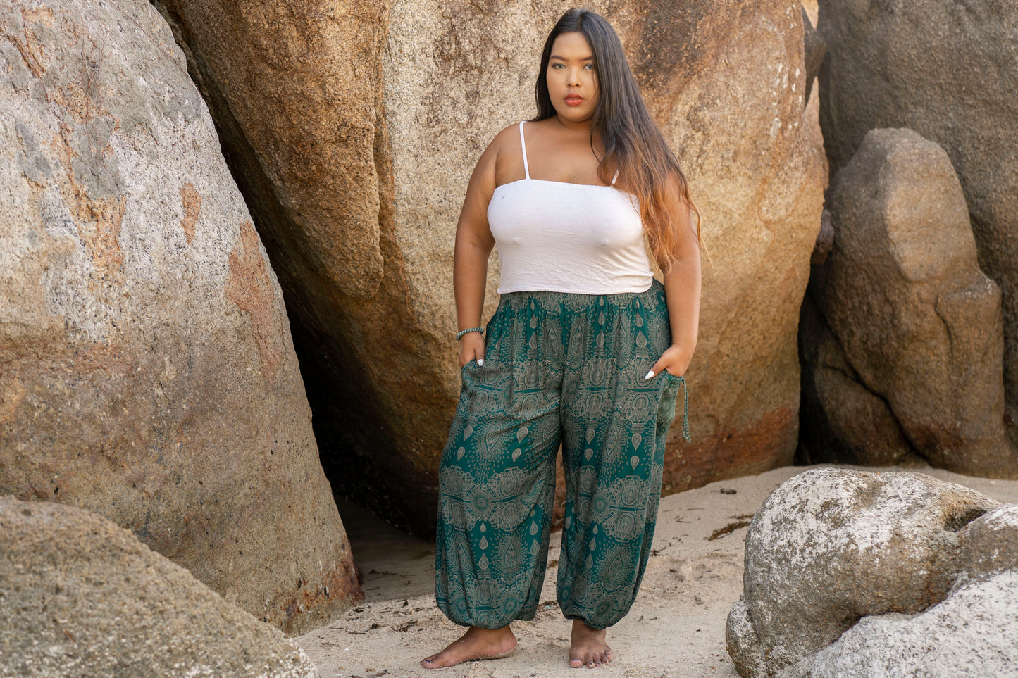 PLUS SIZE harem pants with a delicate pattern in turquoise