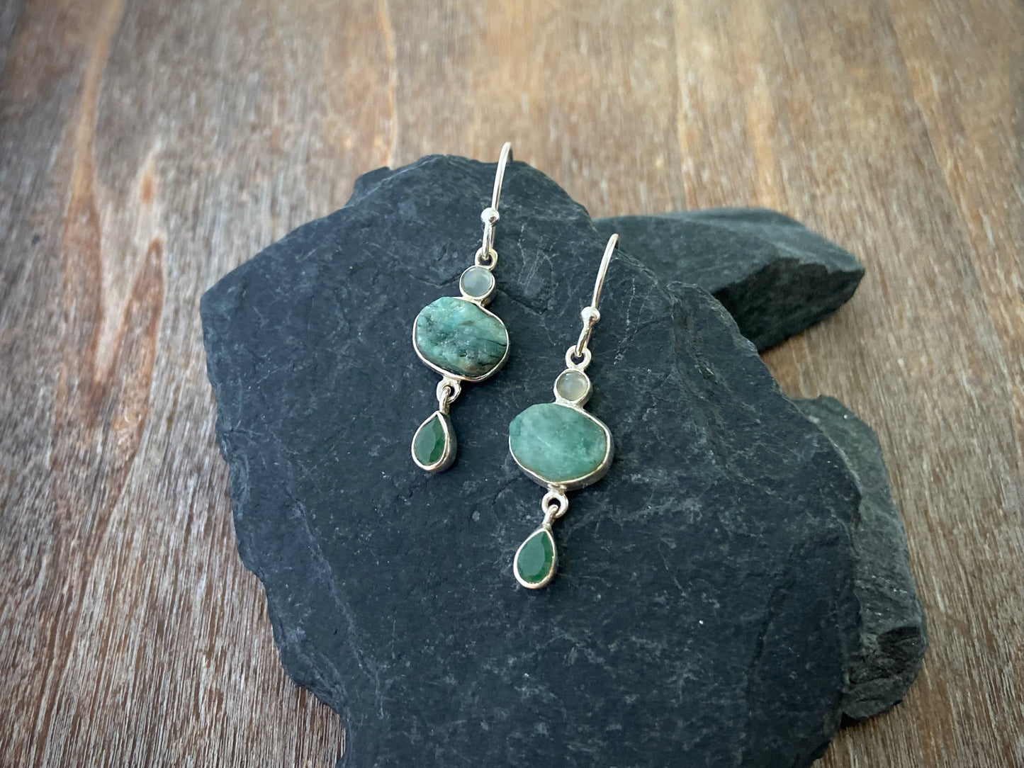 Earrings with raw stone made of silver, aventurine