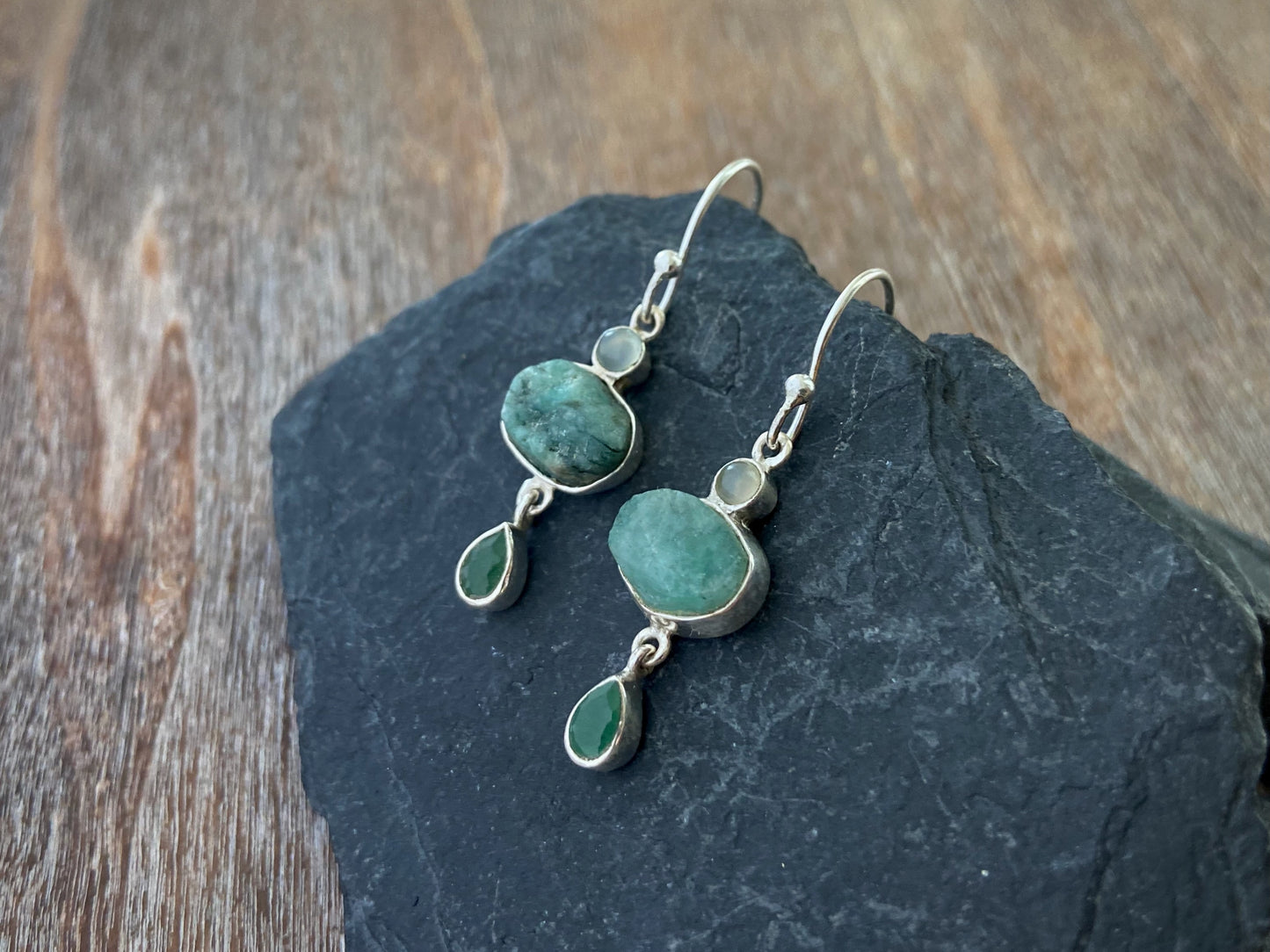 Earrings with raw stone made of silver, aventurine