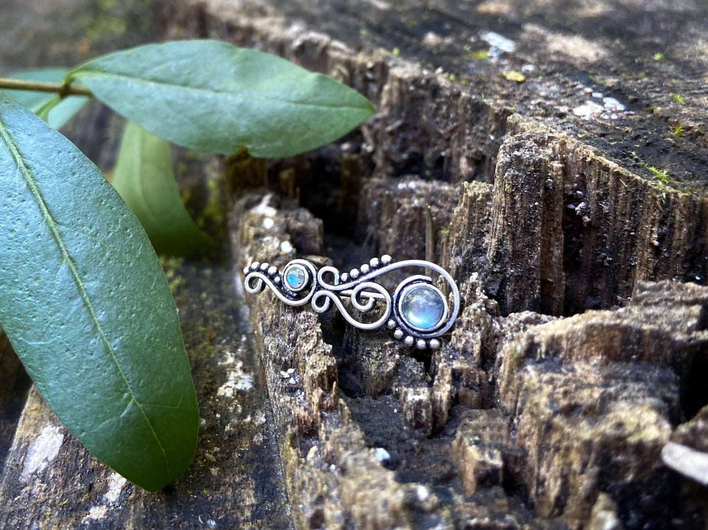 Earclimber Ohrringe mit Labradorit Steinen aus Silber