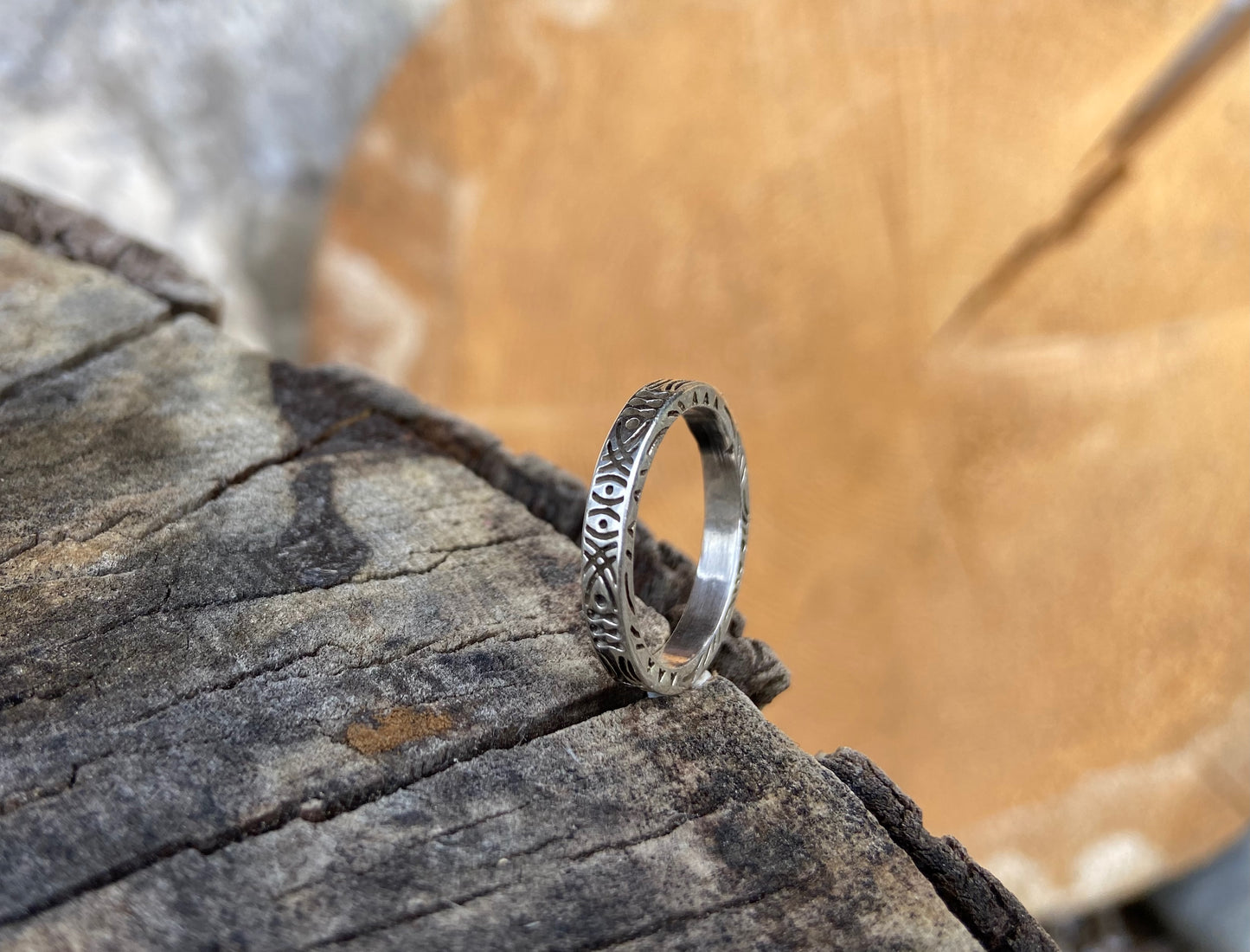 patterned solid silver ring