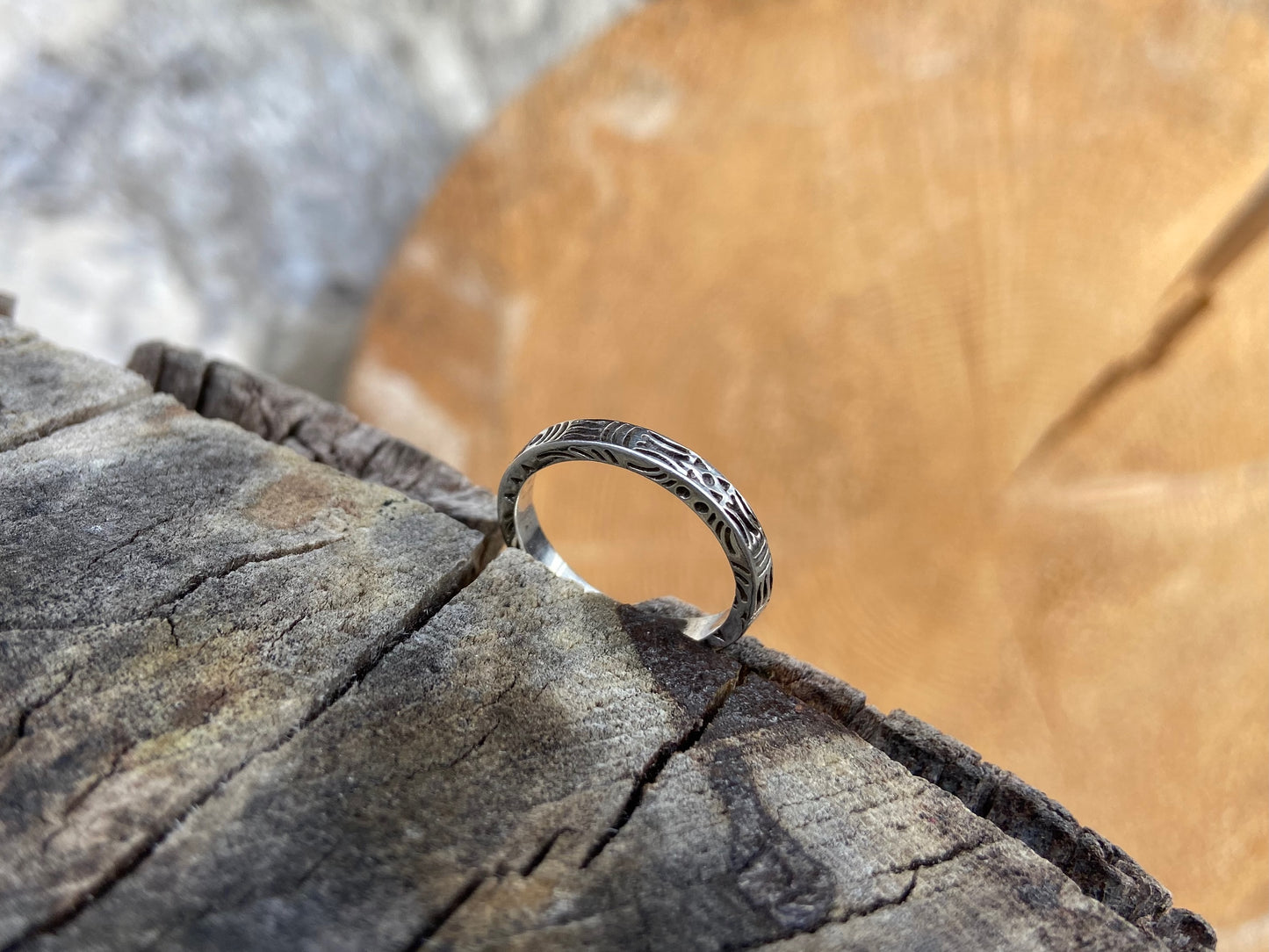 patterned solid silver ring