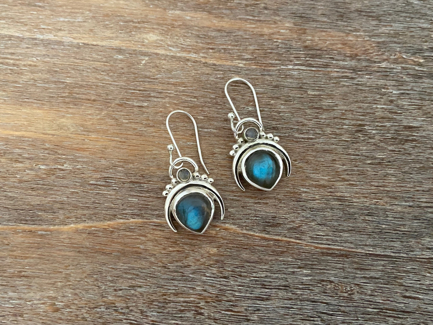 Earrings crescent moon with stones made of silver