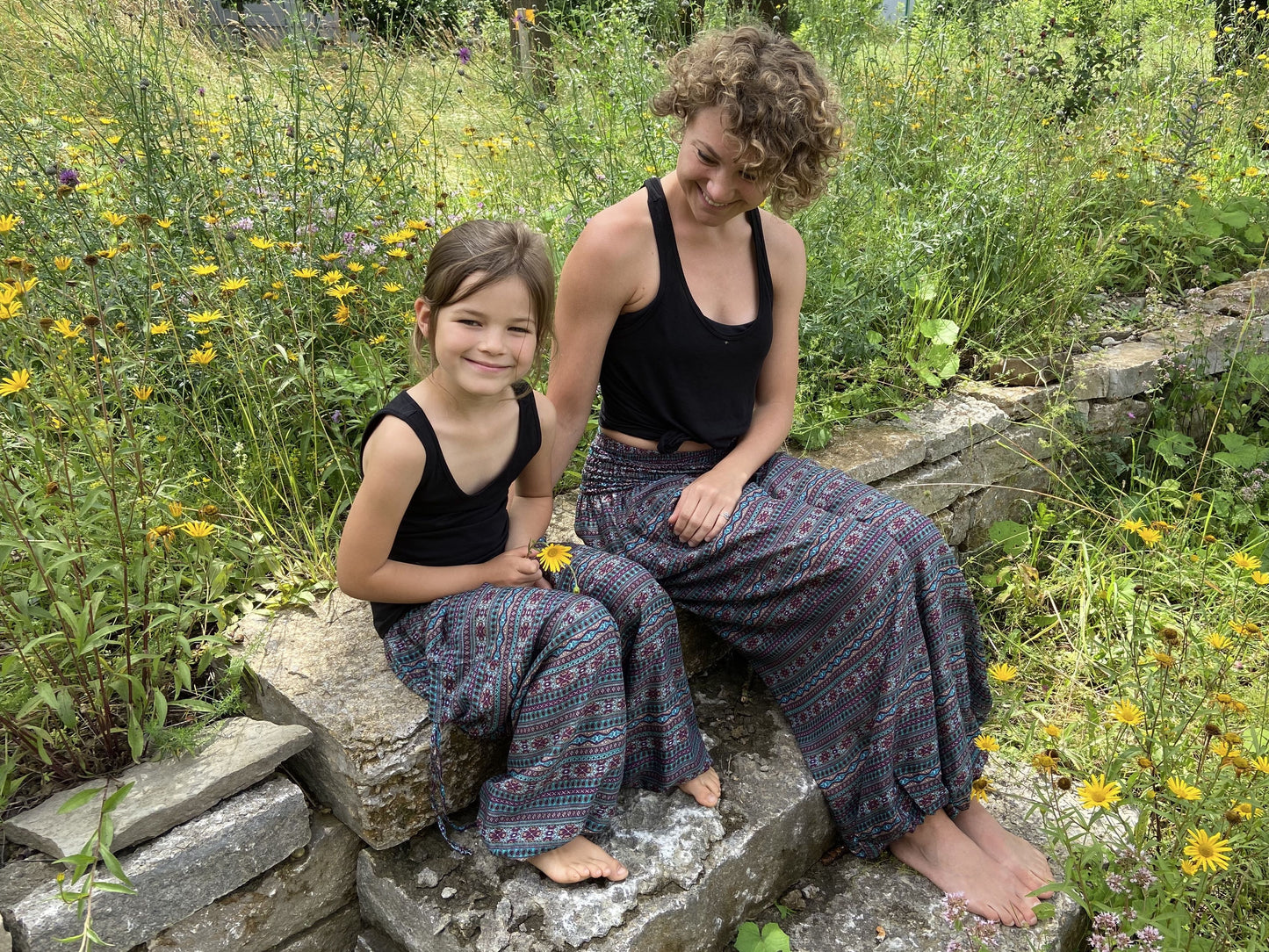 luftige Pluderhose türkis gestreift für Kinder