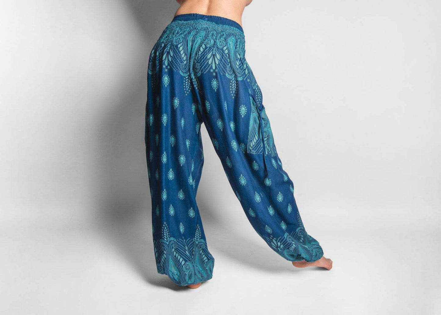 airy patterned harem pants in turquoise with pockets