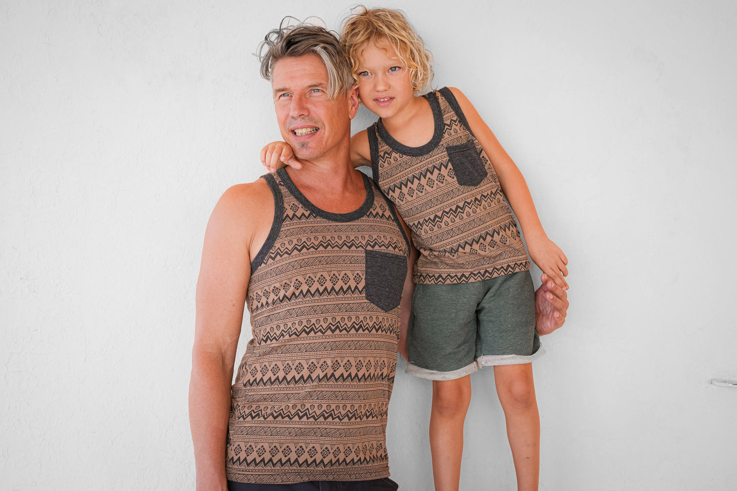 braun gemustertes Tanktop für Männer mit Brusttasche