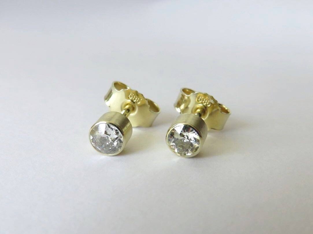 Stud earrings with diamonds 585 gold