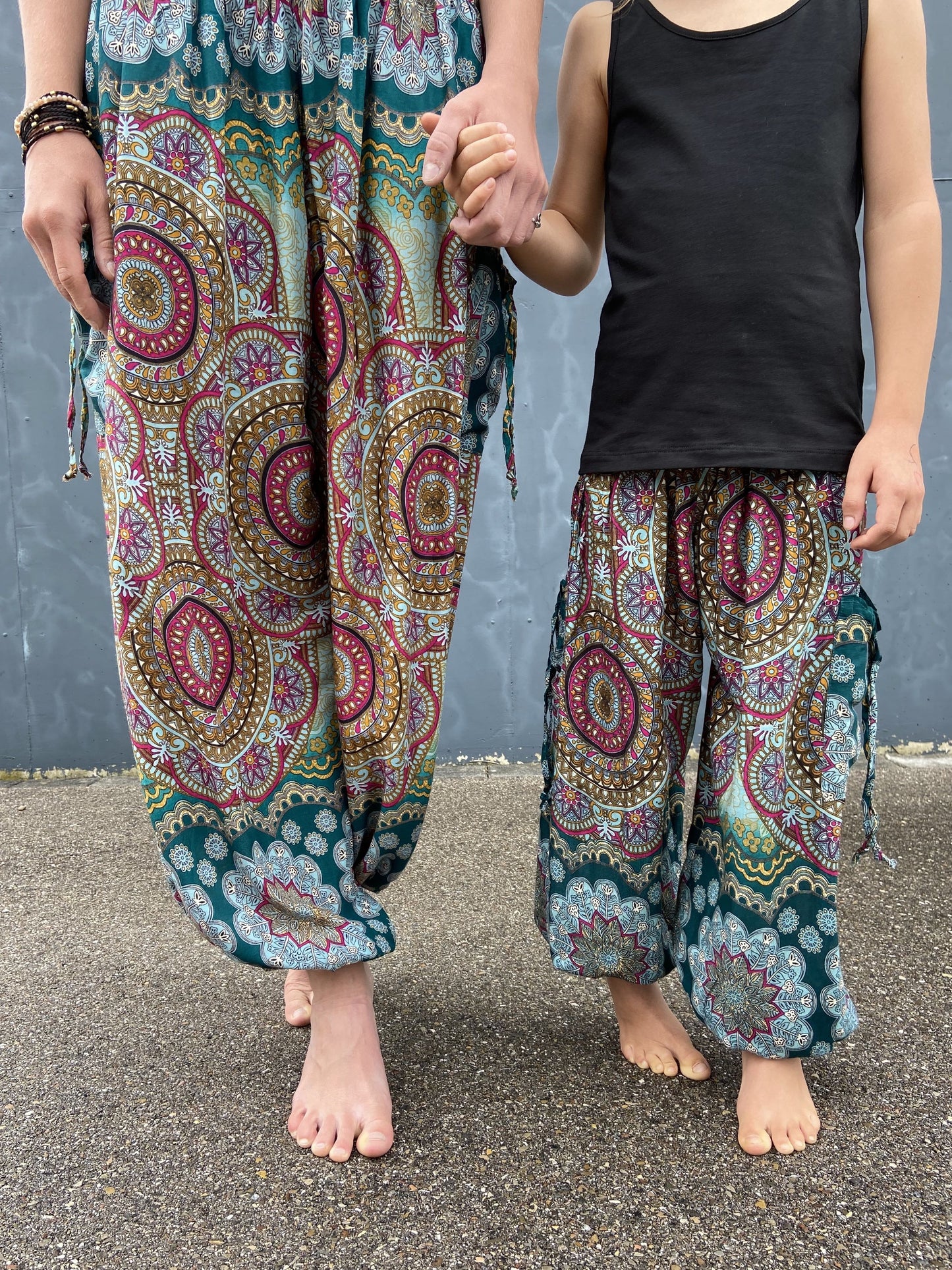PLUS SIZE colorful patterned harem pants with pockets for adults