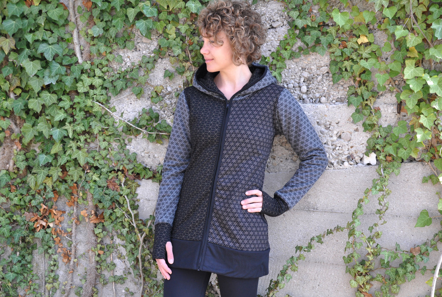 Patchwork hoodie with floral pattern black/grey