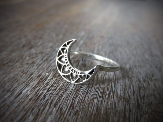 gemusterter Mond Ring aus Silber