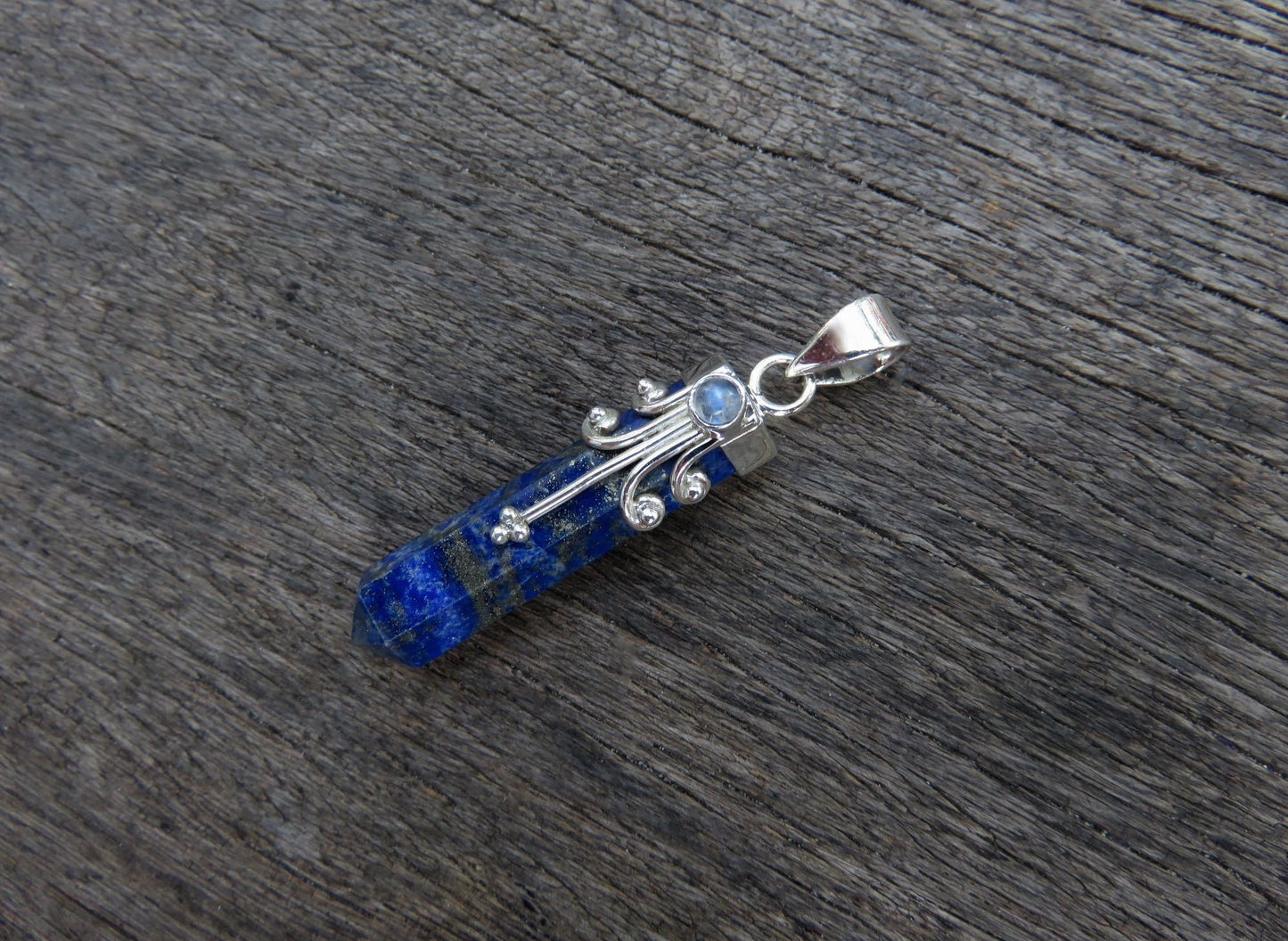 Kristall Anhänger Lapislazuli aus Silber