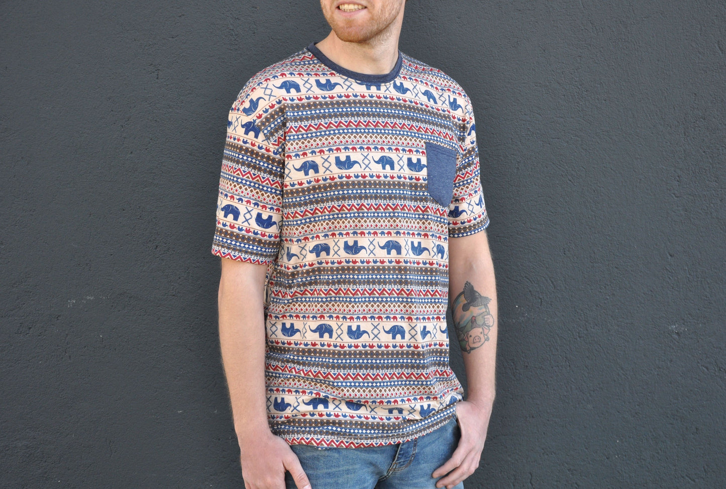 T-Shirt mit Elefantenmuster für Männer