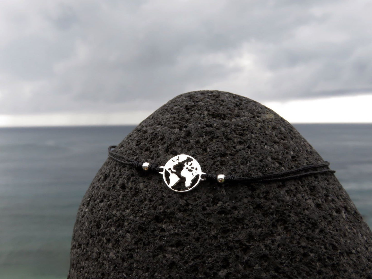 Bracelet set world map made of silver in black or turquoise