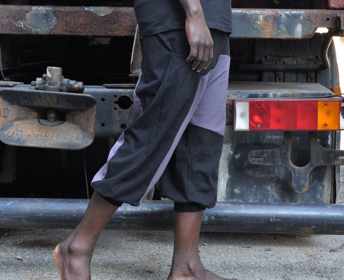 Men's 3/4 pants in black/gray