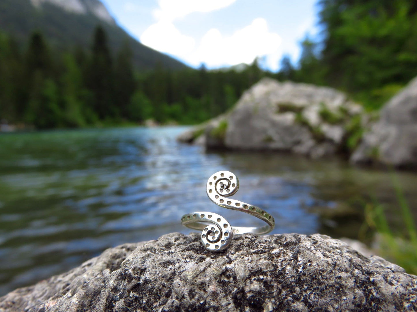 Toe ring with spirals and stamped dots made of silver