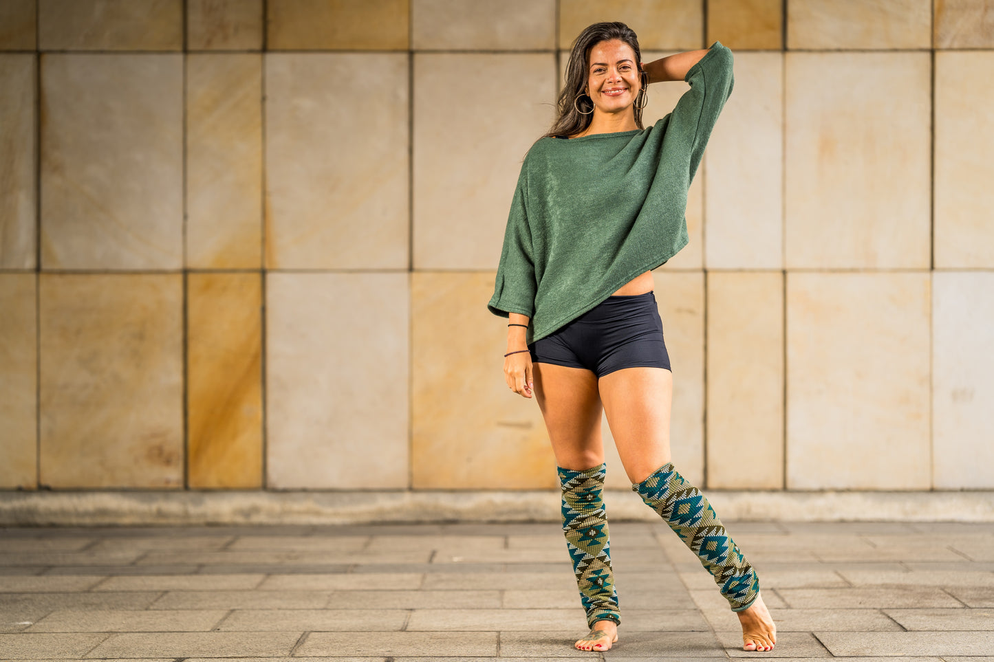 Reversible leg warmers in black, cuffs, yoga cuffs