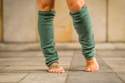 Reversible leg warmers in black, cuffs, yoga cuffs