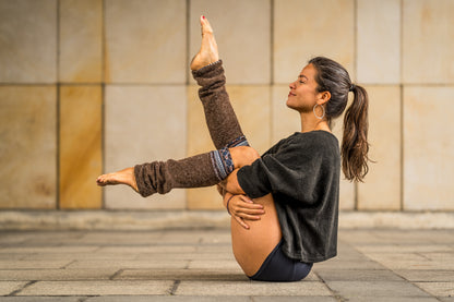 Boho Wendestulpen – Beinstulpen, Yoga & Tanz Stulpen, 4-in-1 Legwarmers Damen in braun/ gemustert