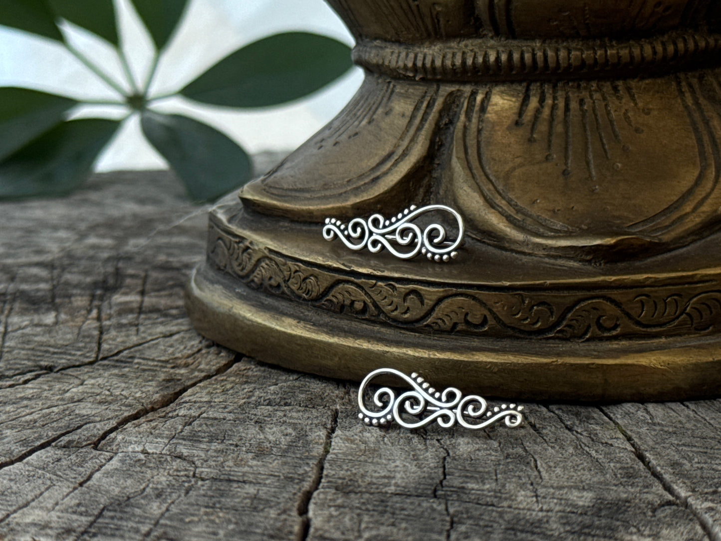 Earclimber earrings with spirals and dots made of silver 