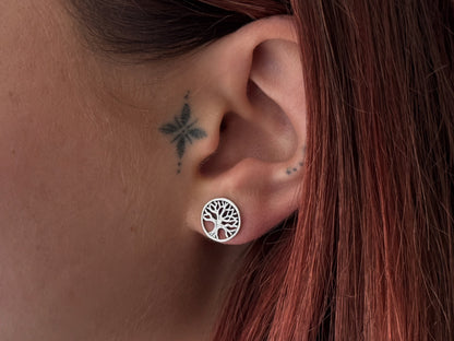 small angel wing stud earrings made of silver 
