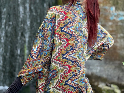 Leichter Boho Kimono mit buntem Paisley-Muster – luftige Kimono-Jacke für Damen rot/ blau/ gelb/ grün