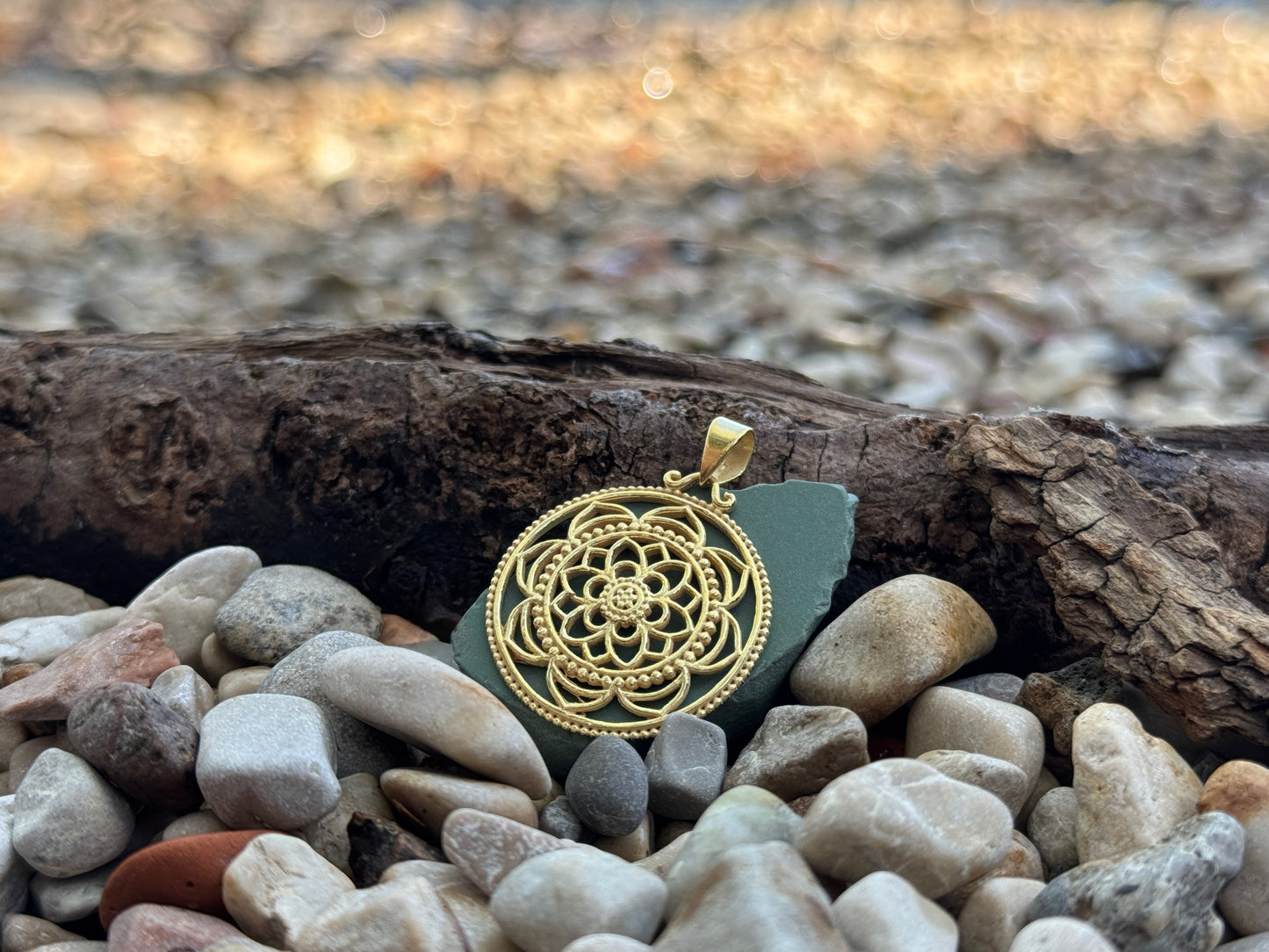 floral mandala pendant made of silver 