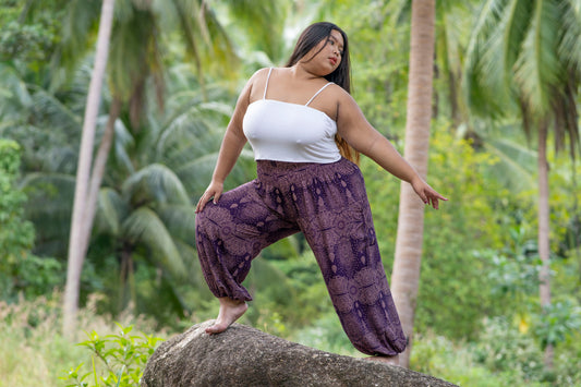 PLUS SIZE harem pants with a delicate pattern in purple